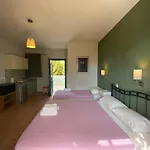 Mirovigli Hotel apartamentowy Lépedha